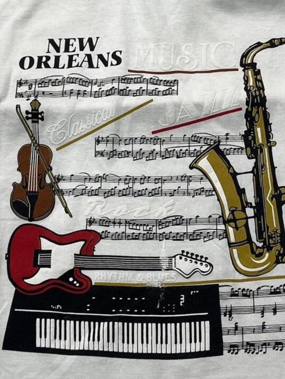 New Orleans Music Preowned XL T-shirt